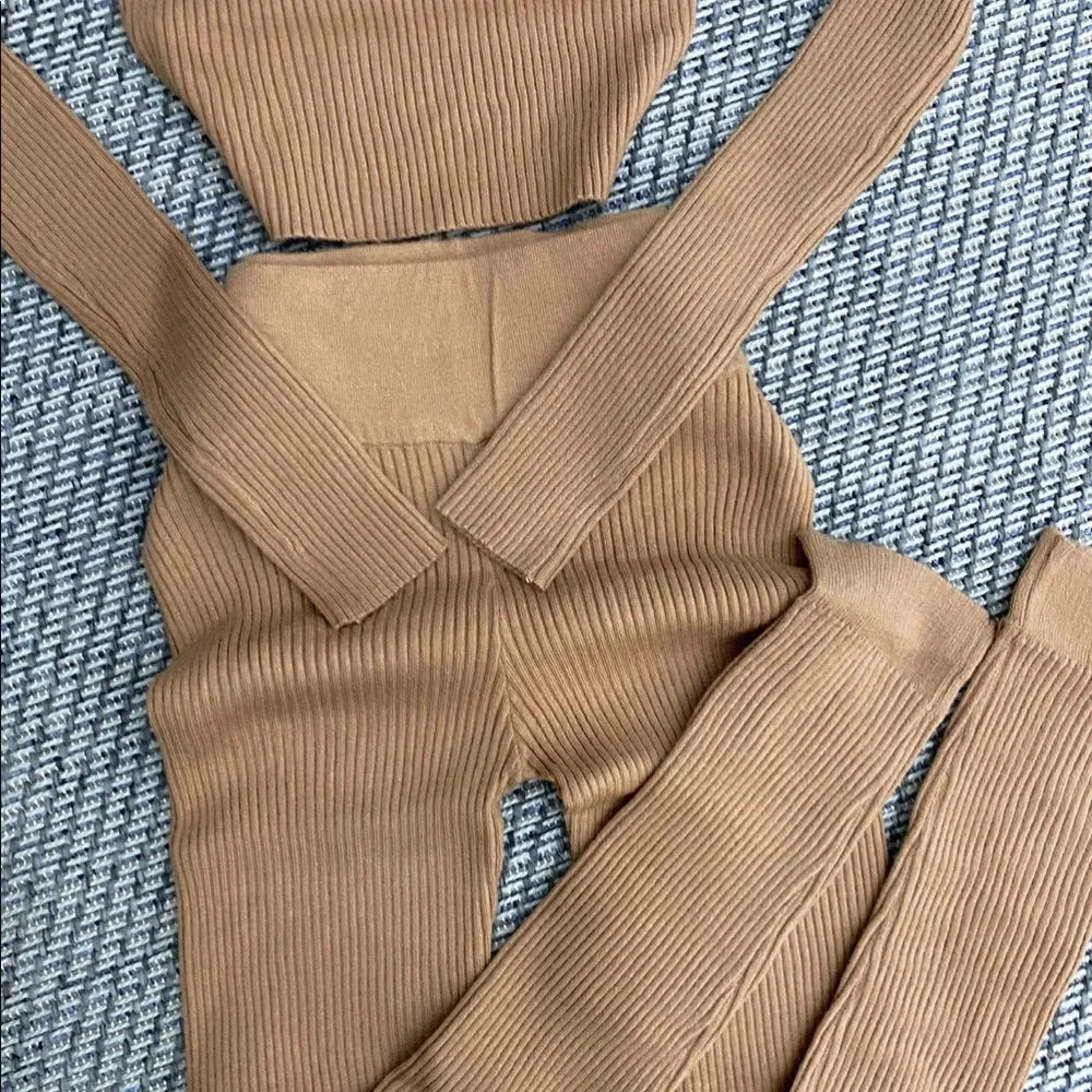 Legging bundle two sets only - Picture 3 of 5